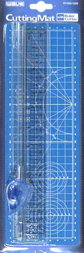 カッティング マット (ルーラーカッター付） マット (ウェーブ ホビーツールシリーズ No.HT-093) 商品画像