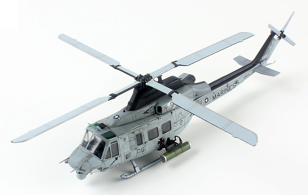 UH-1Y ヴェノム アメリカ海兵隊 ヘリコプター プラモデル (ドリームモデル 1/72 航空機モデル No.720018) 商品画像_4