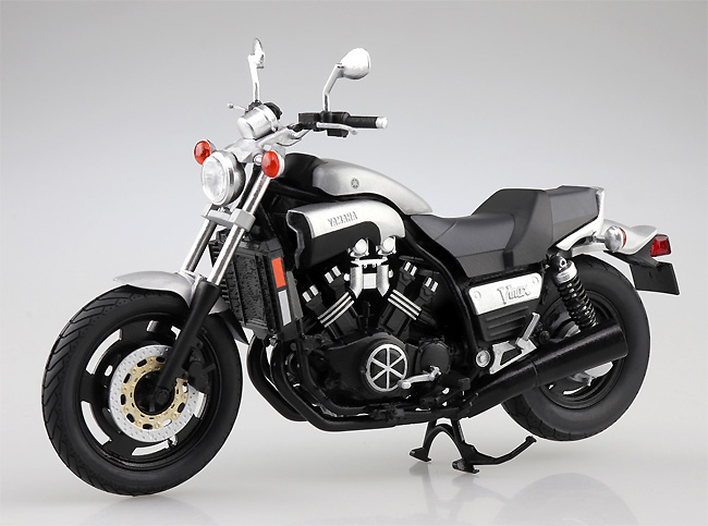 ヤマハ Vmax ニューシルバーダスト 完成品 (アオシマ 1/12 完成品バイクシリーズ No.109601) 商品画像