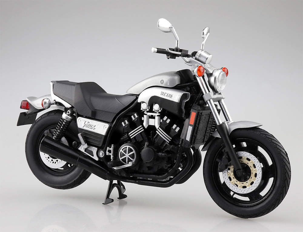 ヤマハ Vmax ニューシルバーダスト 完成品 (アオシマ 1/12 完成品バイクシリーズ No.109601) 商品画像_1