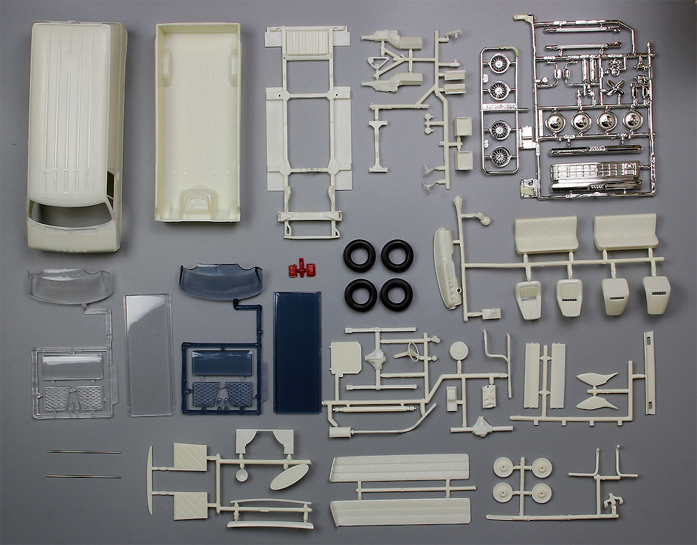 1982 ダッジ バン タートルワックス プラモデル (MPC 1/25 カーモデル No.MPC943M/12) 商品画像_1