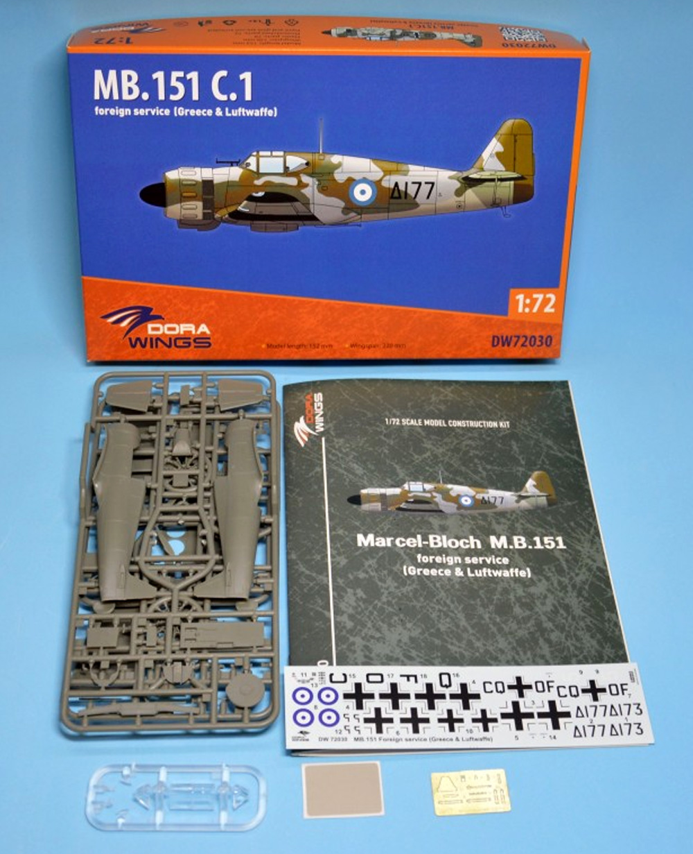 MB.151C.1 海外仕様 プラモデル (ドラ ウイングス 1/72 エアクラフト プラモデル No.DW72030) 商品画像_1