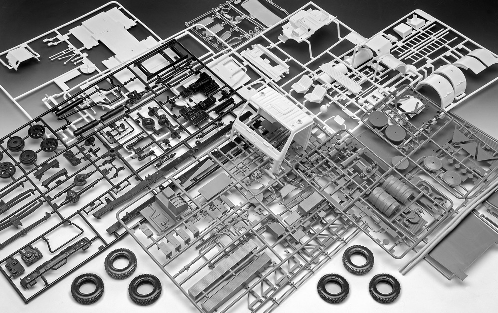 メルセデスベンツ 1625 TLF 24/50 プラモデル (レベル カーモデル No.07516) 商品画像_1