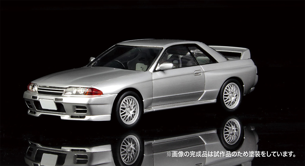 ニッサン スカイライン GT-R V・Spec 2 スパークシルバーメタリック プラモデル (MONO 1/32 オートモービルキット No.MN004) 商品画像_2