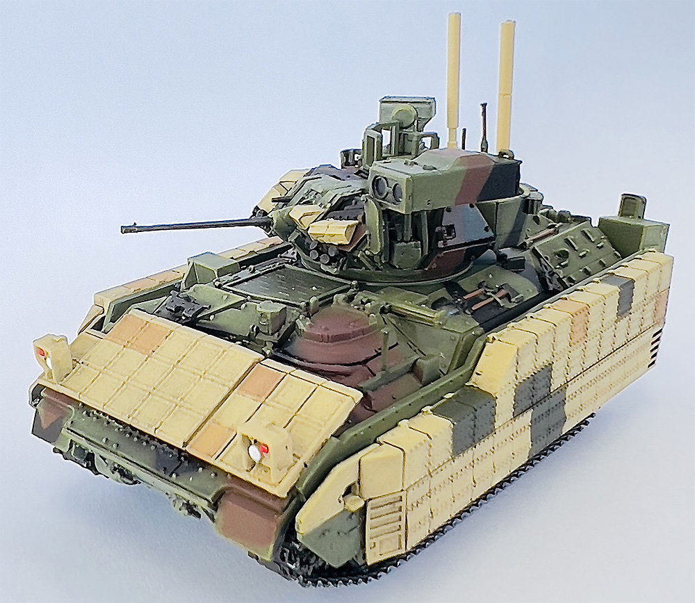 アメリカ陸軍 M2A3 ブラッドレー 歩兵戦闘車 BUSK3 完成品 (ドラゴン 1/72 NEO DRAGON ARMOR (ネオ ドラゴンアーマー) No.63080) 商品画像_1