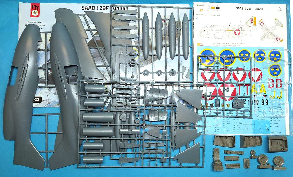 サーブ J-29F テュナン スウェーデン プラモデル (フライ 1/32 エアクラフト キット No.32022) 商品画像_1