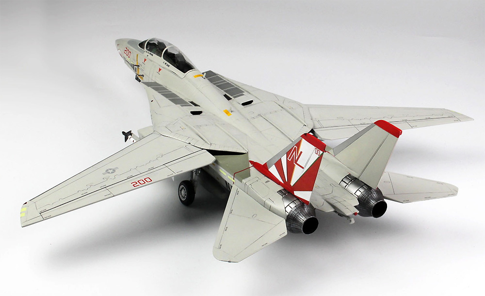 アメリカ海軍 艦上戦闘機 F-14A トムキャット VF-111 サンダウナーズ プラモデル (プラッツ プラッツ×イタレリ 航空機シリーズ No.TPA-016) 商品画像_2