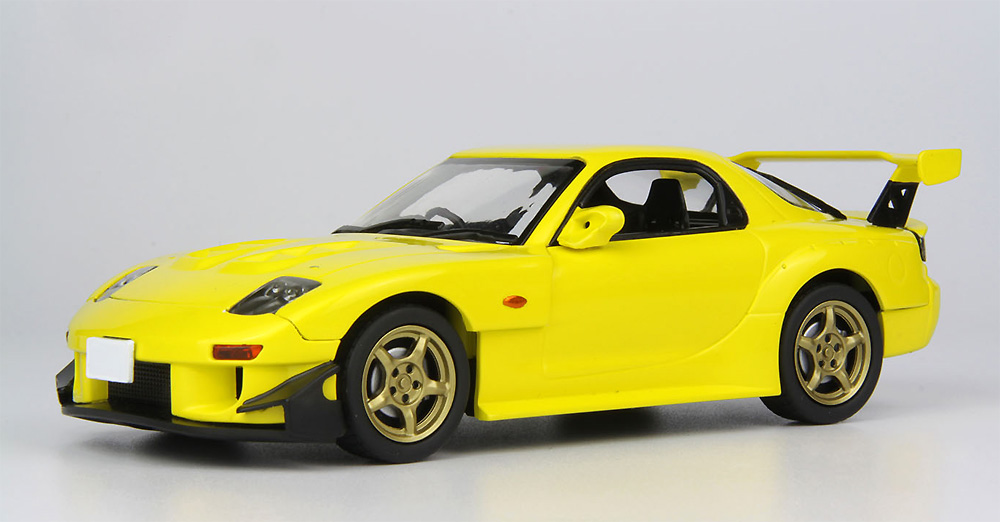 マツダ RX-7 (FD3S) カスタム コンペティションイエローマイカ プラモデル (MONO 1/32 オートモービルキット No.MN010) 商品画像_3