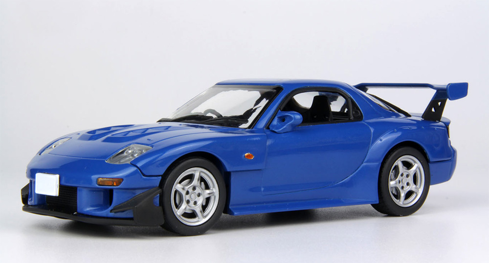 マツダ RX-7 (FD3S) カスタム インディゴブルーマイカ プラモデル (MONO 1/32 オートモービルキット No.MN012) 商品画像_1