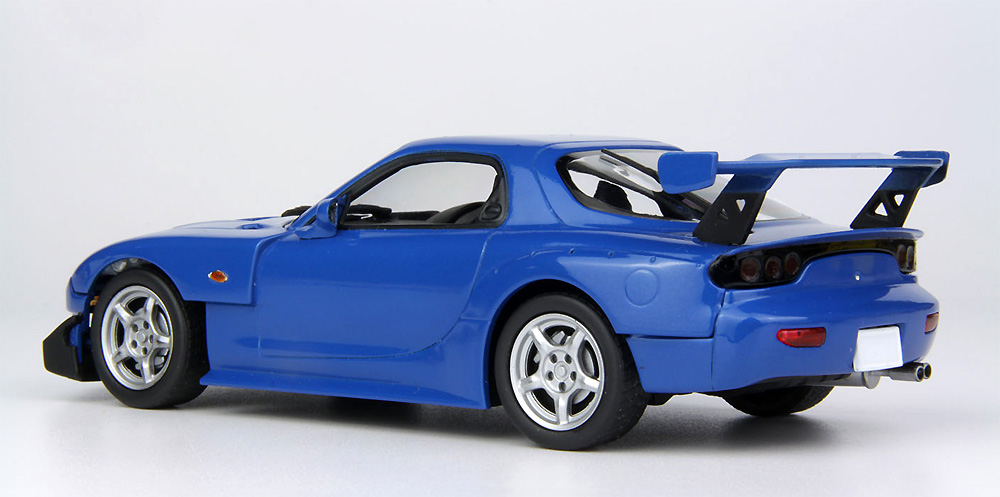 マツダ RX-7 (FD3S) カスタム インディゴブルーマイカ プラモデル (MONO 1/32 オートモービルキット No.MN012) 商品画像_3