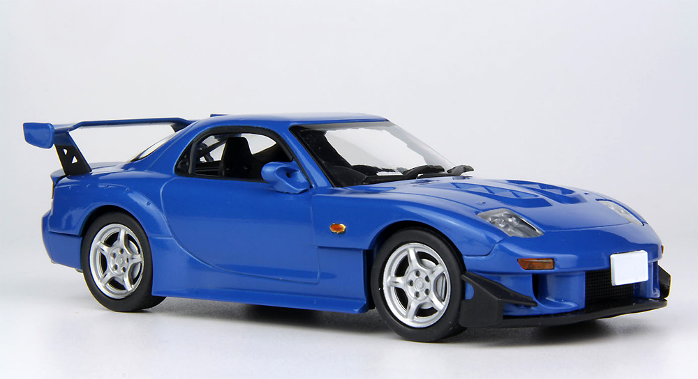 マツダ RX-7 (FD3S) カスタム インディゴブルーマイカ プラモデル (MONO 1/32 オートモービルキット No.MN012) 商品画像_4