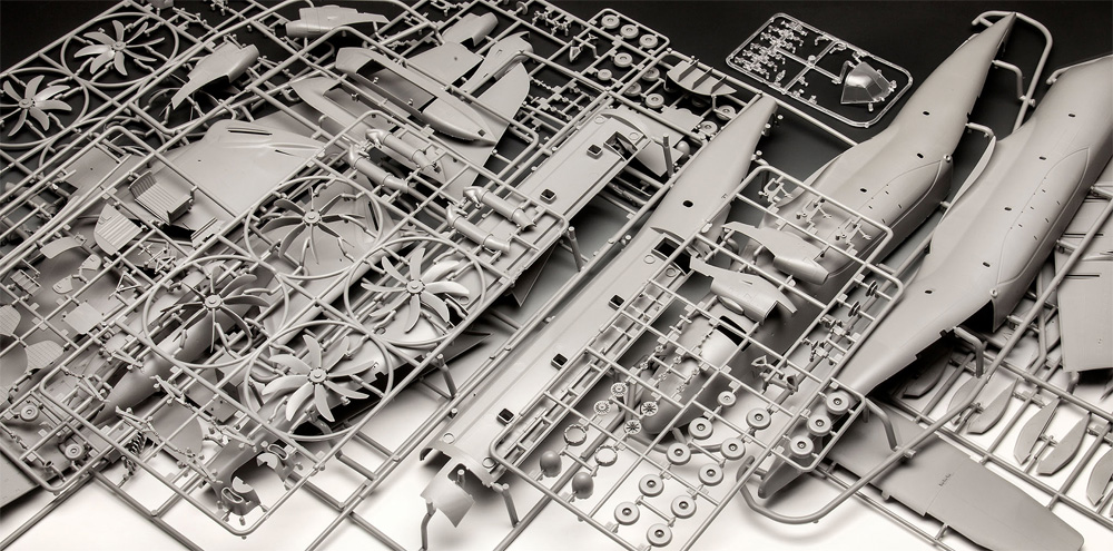 エアバス A400M RAF アトラス プラモデル (レベル 1/72 Aircraft No.03822) 商品画像_1