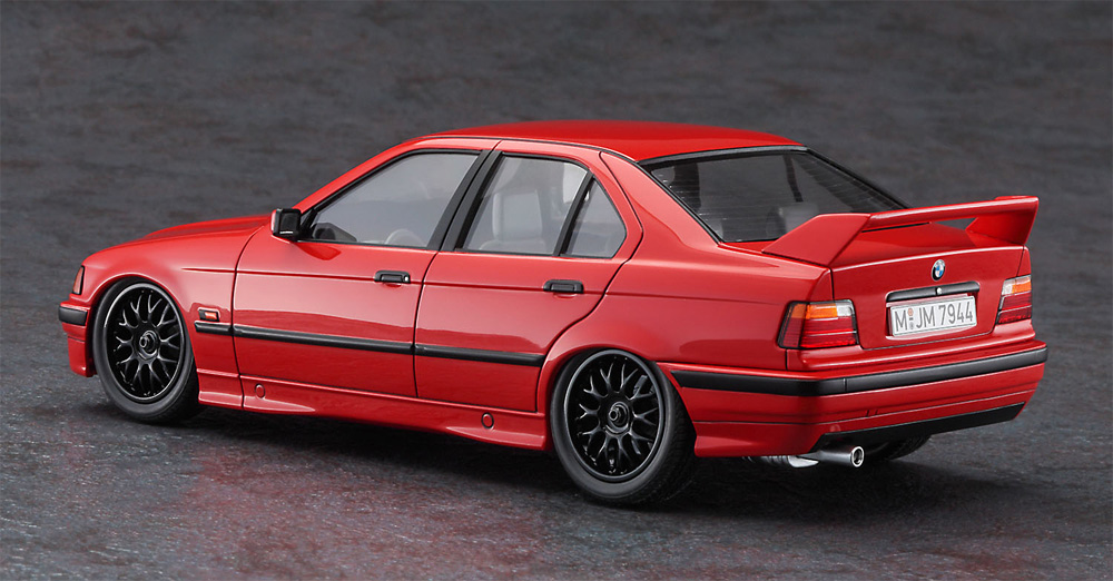 BMW 320i w/トランクスポイラー プラモデル (ハセガワ 1/24 自動車 限定生産 No.20592) 商品画像_3