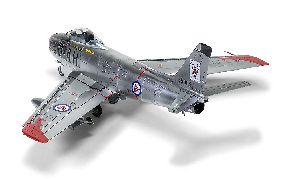 ノースアメリカン F-86F-40 セイバー プラモデル (エアフィックス 1/48 ミリタリーエアクラフト No.A08110) 商品画像_3