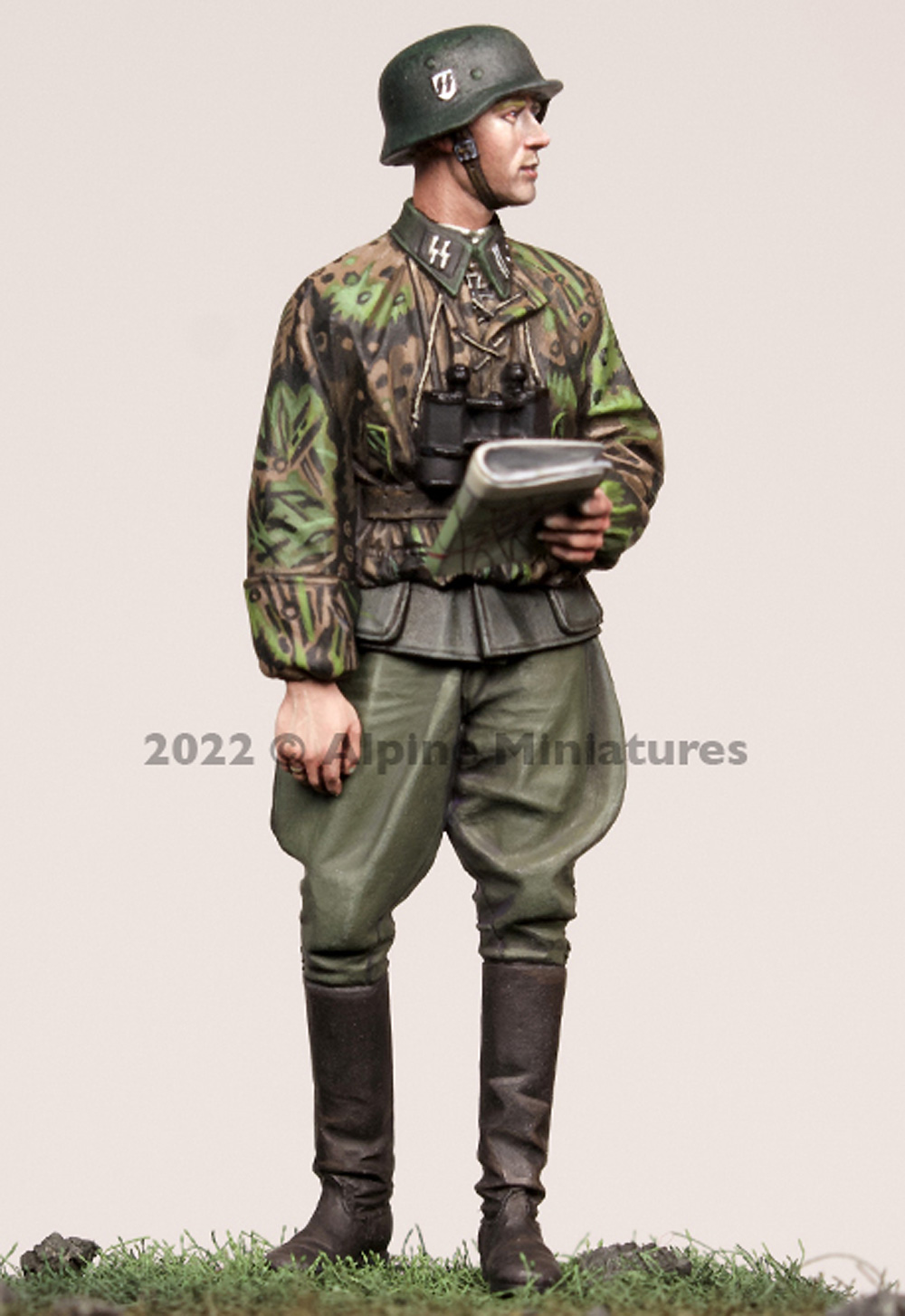 WW2 ドイツ 武装親衛隊 擲弾兵士官 レジン (アルパイン 1/35 フィギュア No.AM35299) 商品画像_3