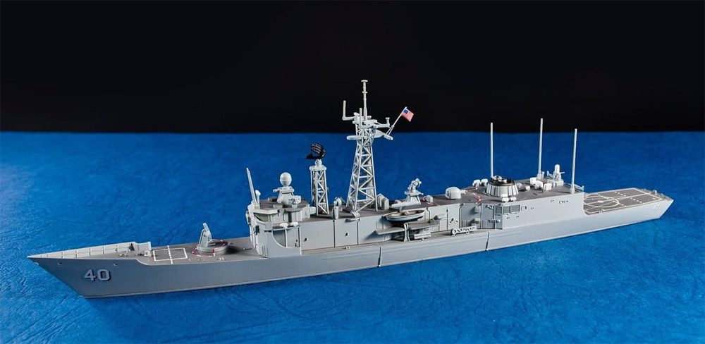アメリカ海軍 オリバー・ハザード・ぺリー級 ミサイルフリゲート プラモデル (AFV CLUB 1/700 艦船モデル No.SE70006) 商品画像_4