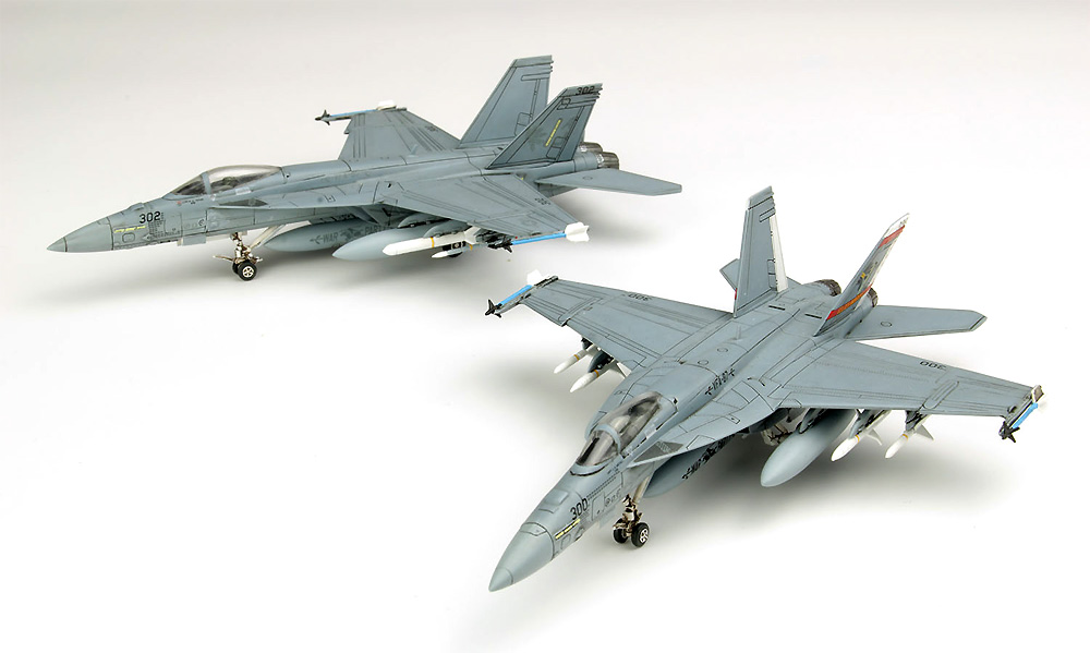 アメリカ海軍 艦上戦闘機 F/A-18E スーパーホーネット VFA-87 ゴールデンウォリアーズ プラモデル (プラッツ 1/144 航空模型特選シリーズ No.AE144-011) 商品画像_2