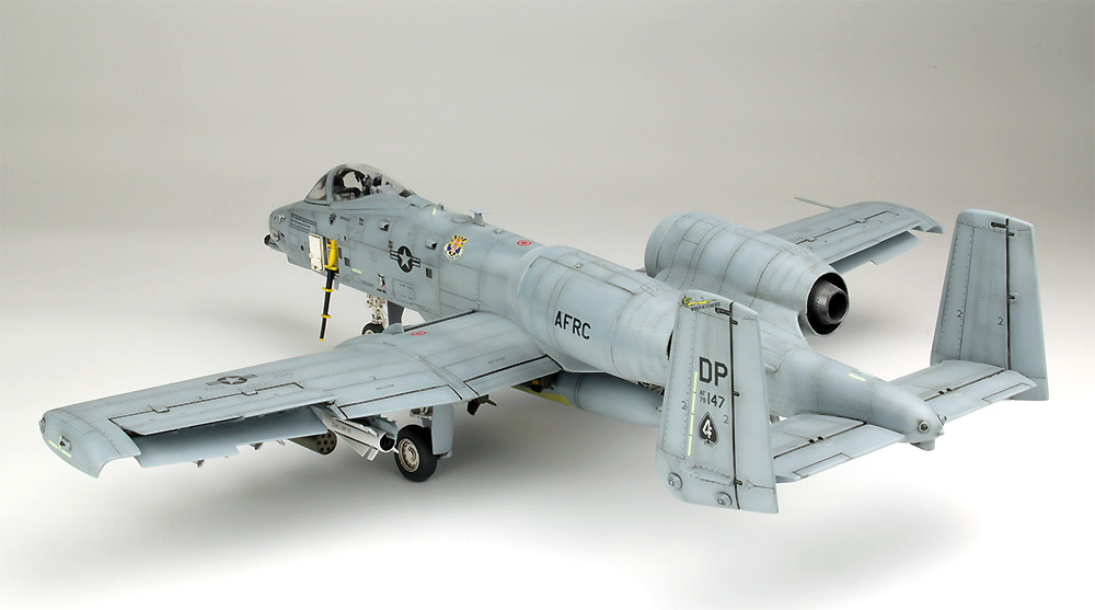 アメリカ空軍 攻撃機 A-10C サンダーボルト 2 第47戦闘飛行隊 ドッグパッチャーズ プラモデル (プラッツ プラッツ×イタレリ 航空機シリーズ No.TPA-024) 商品画像_4