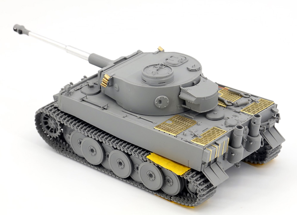 ドイツ タイガー 1 極初期生産型 第502重戦車大隊 レニングラード 1942/3 冬 3in1 プラモデル (ボーダーモデル 1/35 ミリタリー No.BT-014) 商品画像_3