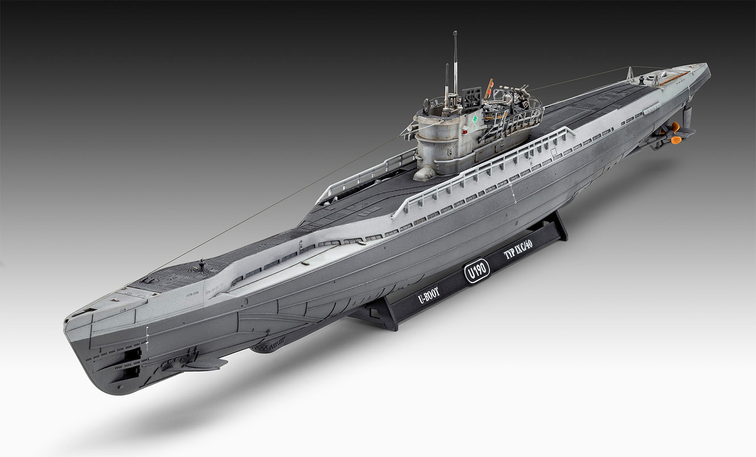 ドイツ潜水艦 Type 9 C/40 プラモデル (レベル 1/144 艦船モデル No.05167) 商品画像_2