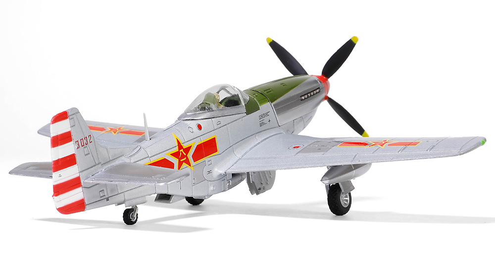 中国軍 P-51D マスタング 中華人民共和国開国大典 1949年 10月1日 完成品 (ウォルターソンズ メタルプラウド No.55304) 商品画像_3