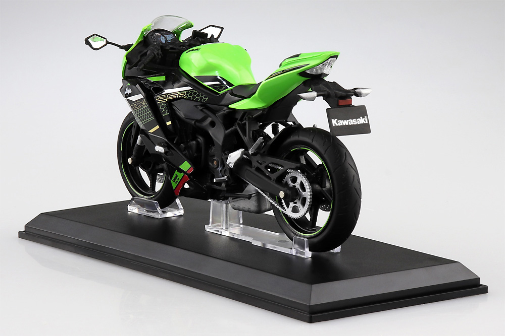 カワサキ Ninja ZX-25R ライムグリーン×エボニー 完成品 (アオシマ 1/12 完成品バイクシリーズ No.109694) 商品画像_2