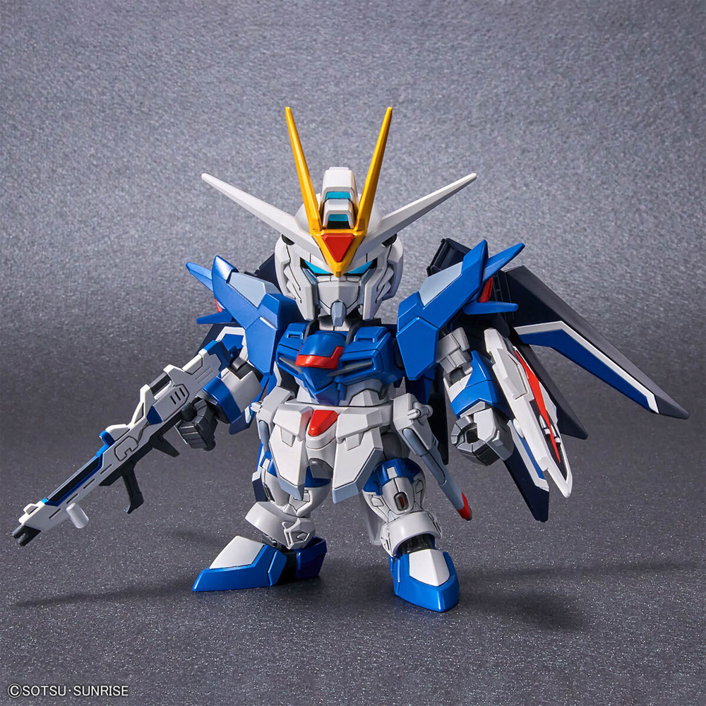 ライジングフリーダムガンダム プラモデル (バンダイ SDガンダム エクスタンダード No.020) 商品画像_4