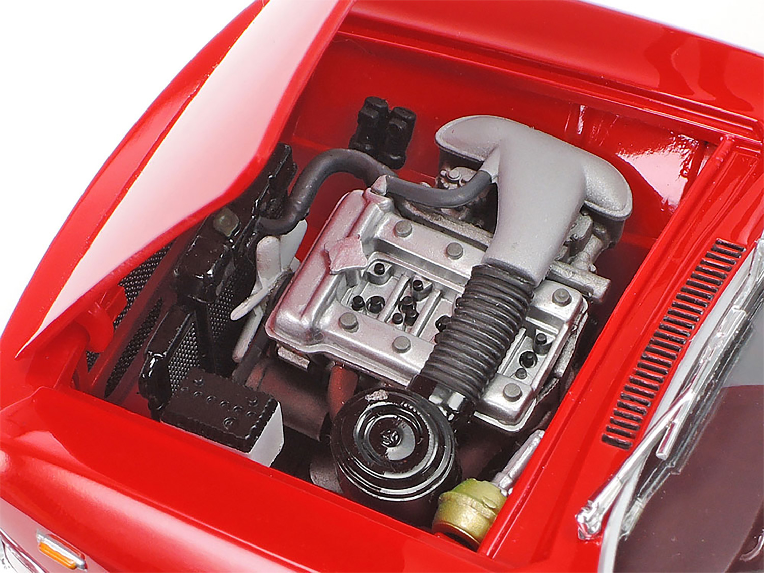 アルファロメオ ジュリアスプリント GTA プラモデル (タミヤ 1/24 スポーツカーシリーズ No.188) 商品画像_3