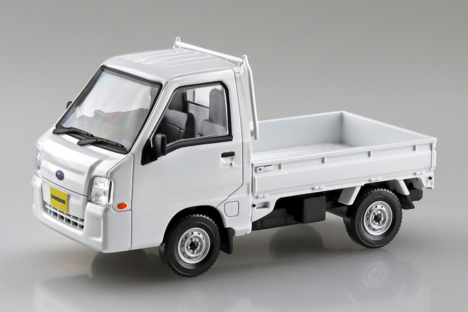 スバル サンバー トラック フロストホワイト プラモデル (アオシマ 1/32 楽プラ スナップキット No.005-FW) 商品画像_1