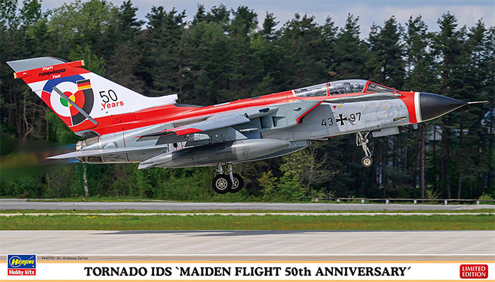 トーネード IDS 初飛行50周年記念 プラモデル (ハセガワ 1/72 飛行機 限定生産 No.02479) 商品画像