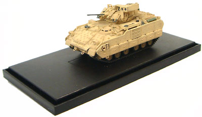M2A2 ODS ブラッドレイ 第1装甲師団 バグダッド 2003年 完成品 (ドラゴン 1/72 ドラゴンアーマーシリーズ No.60033) 商品画像_2