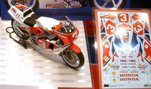 ホンダ NSR500 ファクトリーカラー プラモデル (タミヤ 1/12 オートバイシリーズ No.099) 商品画像_2