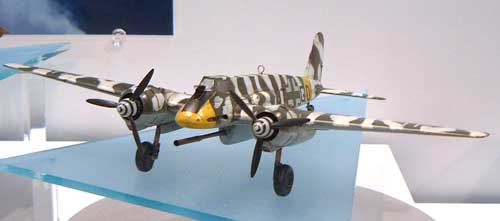 ヘンシェル Hs129B-3 第9地上襲撃航空団 プラモデル (ハセガワ 1/48 飛行機 限定生産 No.09583) 商品画像_2