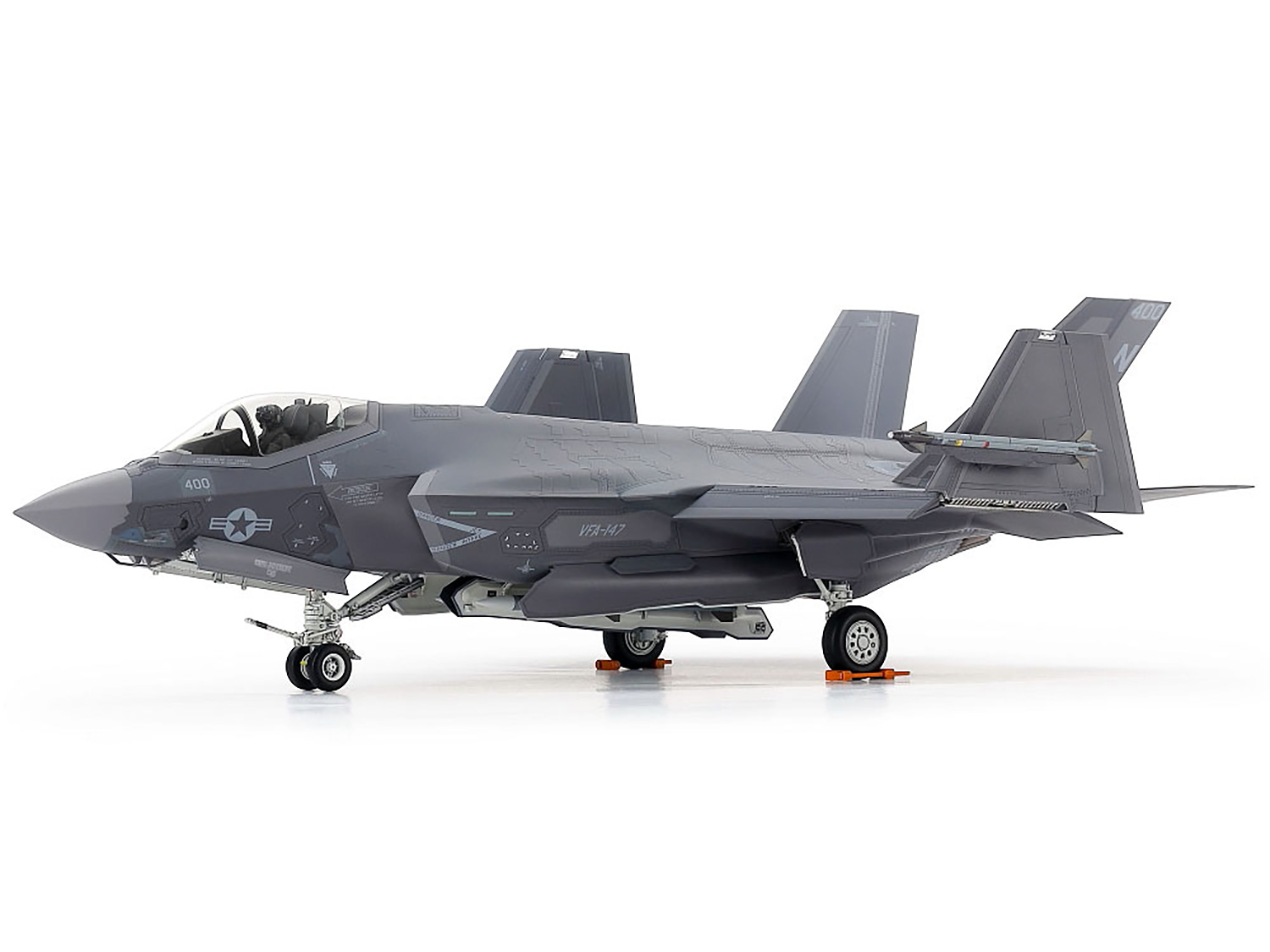 ロッキード マーチン F-35C ライトニング 2 プラモデル (タミヤ 1/48 傑作機シリーズ No.127) 商品画像_2