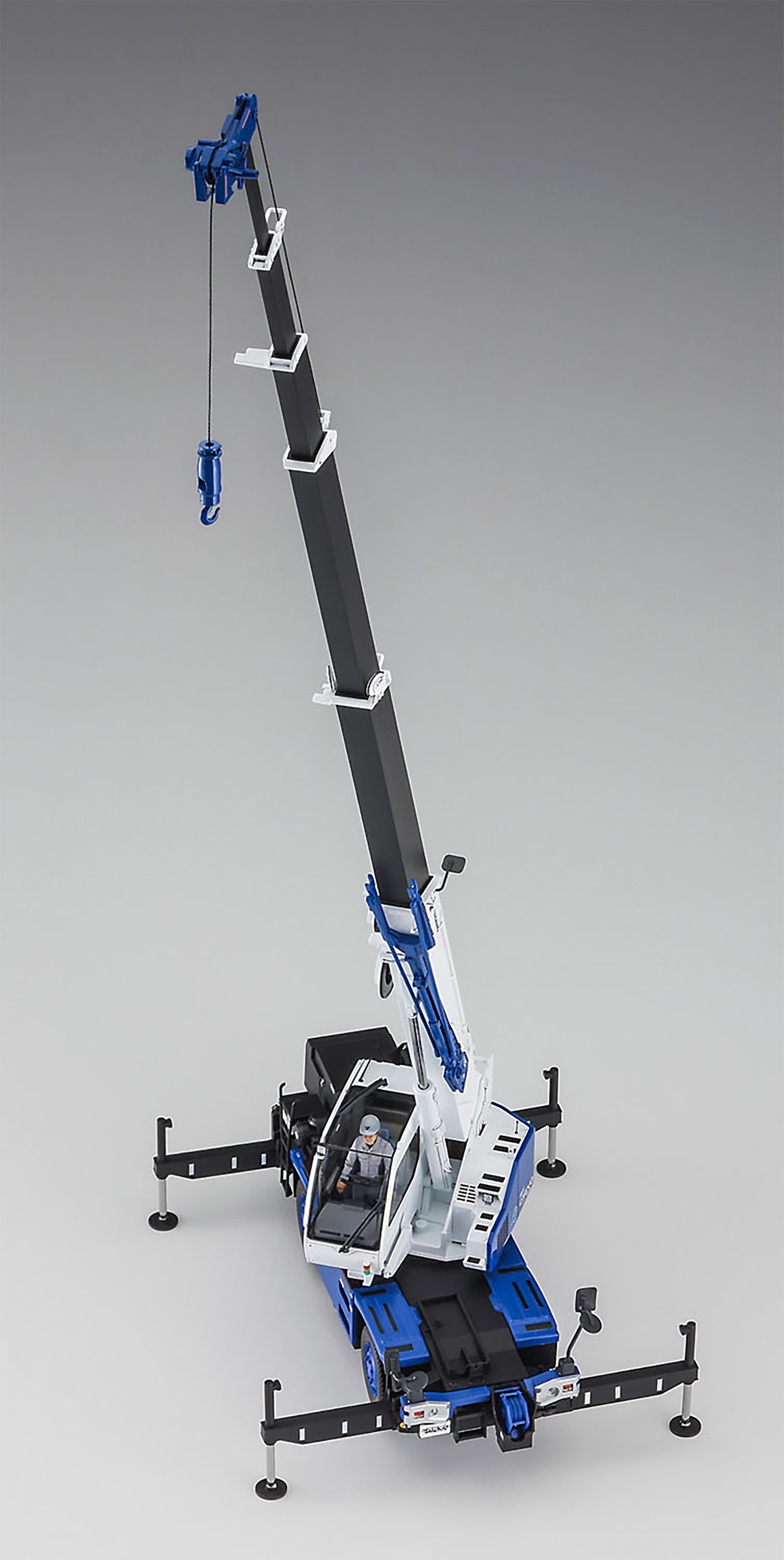 タダノ ラフテレーンクレーン GR-130NL/N クレヴォ mini G4  H型アウトリガ プラモデル (ハセガワ 建機シリーズ No.66110) 商品画像_4