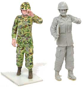 女性自衛官 2 (1体入り） レジン (紙でコロコロ 1/35 TROOPS ＆ PEOPLES No.1-35-005) 商品画像_2