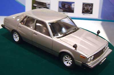 ジャパン 4Dr. 2000 GT-E・S 前期型 (HGC210） '77 プラモデル (アオシマ 1/24 ザ・スカイライン No.012) 商品画像_2