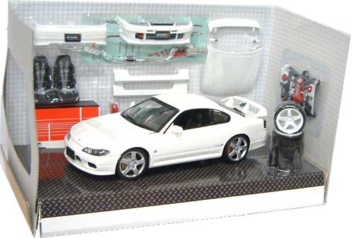 ニッサン シルビア (S15 2003） NISMO SPORTS PARTS Version (W） ミニカー (ホットワークスレーシングファクトリー 1/24 オート プロ ショップ （AUTO PRP SHOP） No.MS-042405B) 商品画像_2