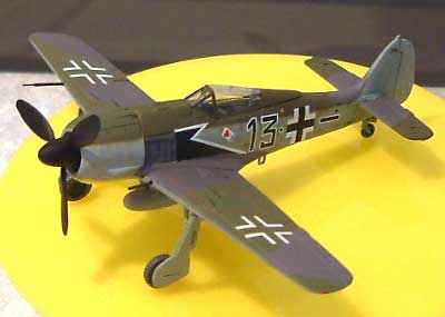 フォッケウルフ Fw190A-5 ブラック13 JG26 J.プリラー 完成品 (ドラゴン 1/72 ウォーバーズシリーズ （レシプロ） No.50095) 商品画像_2