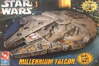 AMT/ERTL スターウォーズ（STAR WARS） ミレニアム ファルコン (カットアウェイモデル）