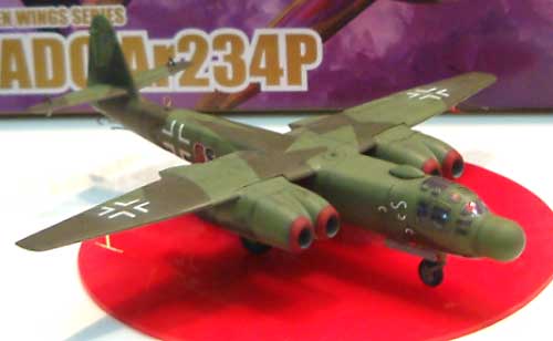 アラド Ar234P プラモデル (ドラゴン 1/72 Golden Wings Series No.5026) 商品画像_2