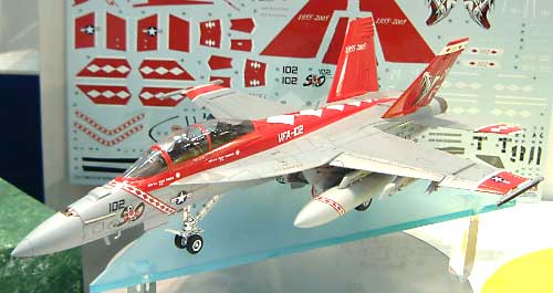 F/A-18F スーパーホーネット VFA-102 50th アニバーサリー プラモデル (ハセガワ 1/48 飛行機 限定生産 No.09650) 商品画像_2