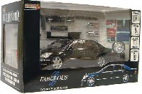 ホットワークスレーシングファクトリー 1/24 オート プロ ショップ （AUTO PRP SHOP） トヨタ セルシオ 30 後期 ファブレスVer. (2004年） (B）