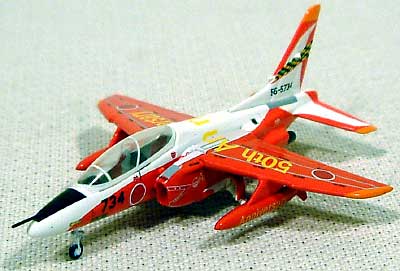 T-4 第1航空団 第32飛行隊 50周年記念塗装 (赤/56-5734) 完成品 (ワールド・エアクラフト・コレクション 1/200スケール ダイキャストモデルシリーズ No.22013) 商品画像_2