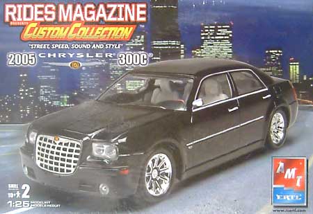 クライスラー 300C 2005年 プラモデル (AMT/ERTL 1/25 カーモデル No.38367) 商品画像