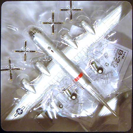 B-29 スーパーフォートレス ボックスカー 完成品 (ドラゴン 1/144 ウォーバーズシリーズ No.51002) 商品画像_2