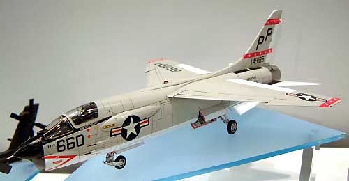 F-8J クルーセイダー VFP-63 アイズ オブ ザ フリート プラモデル (ハセガワ 1/48 飛行機 限定生産 No.09699) 商品画像_2