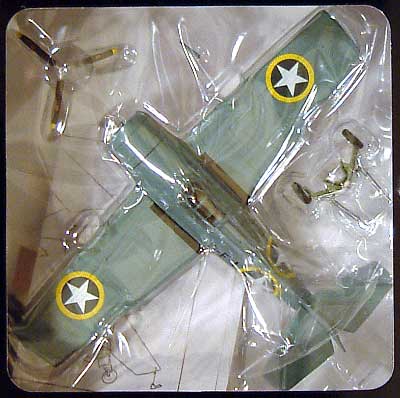 F4F-4 ワイルドキャット ブラック 9-F-1 VF-9 オペレーション トーチ 1942 完成品 (ドラゴン 1/72 ウォーバーズシリーズ （レシプロ） No.50206) 商品画像_2