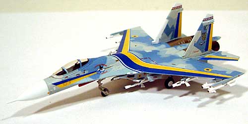 Su-27 ウクライナ空軍 デモカラー #57 完成品 (ワールド・エアクラフト・コレクション 1/200スケール ダイキャストモデルシリーズ No.22043) 商品画像_2