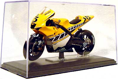 ヤマハ YZR-M1 2005 (C.エドワーズ/ラグナ・セカGP） 完成品 (レベル FUNtastic BIKES （ファンタスティック バイクス） No.089935) 商品画像_2